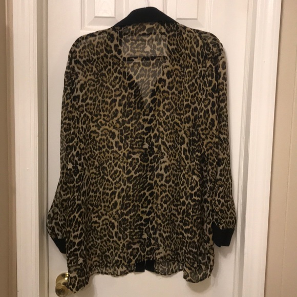 Women’s blouse - Picture 5 of 6